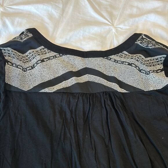 DR2 Women's Black and Gray V-Neck Roll Tab Long Sleeves Tunic Top Size Medium - Picture 7 of 8